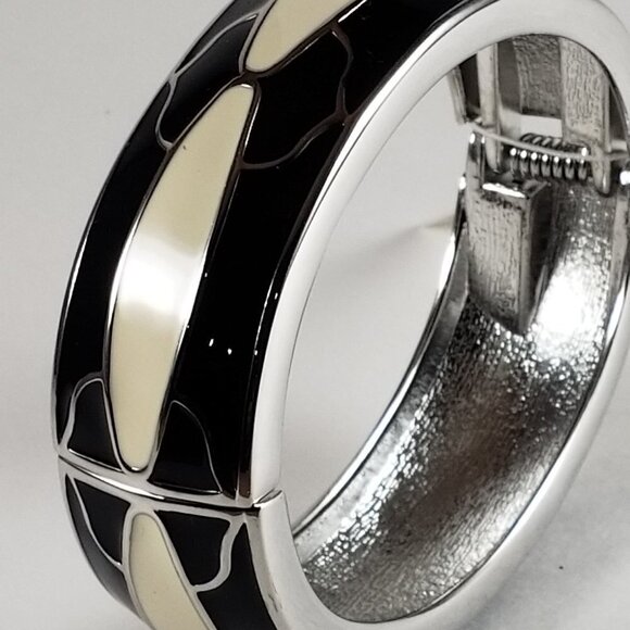Vintage Premier Designs Enamel Bangle Bracelet Black & Cream Silver-Tone Cuff - Picture 4 of 8